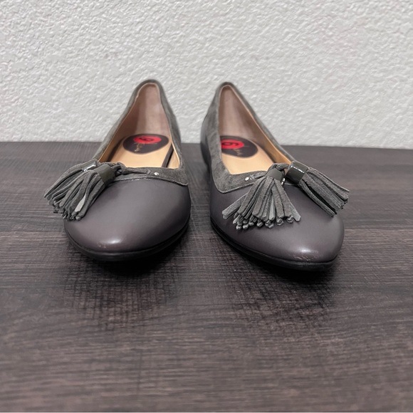Cole Haan gray leather & suede pointed toe flats with tassels 6 - Picture 6 of 13